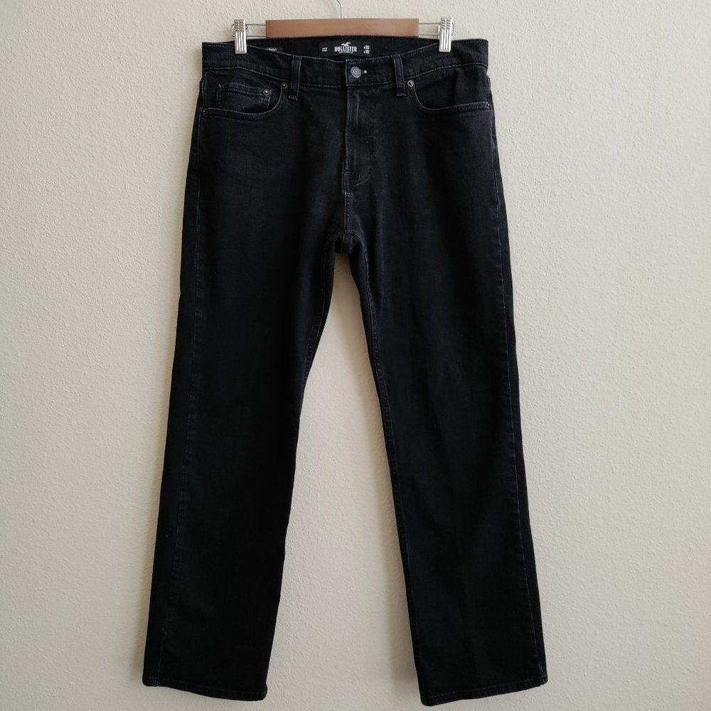 HOLLISTER CLASSIC STRAIGHT JEANS SIZE W33 L32